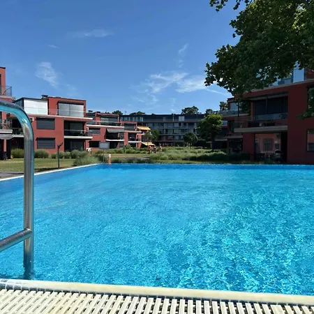 With Pool In 58150 Apartment *